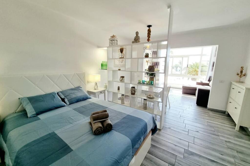 Apartamento Lina 25 Playa Roca กอสตา เตกีสเซ ภายนอก รูปภาพ