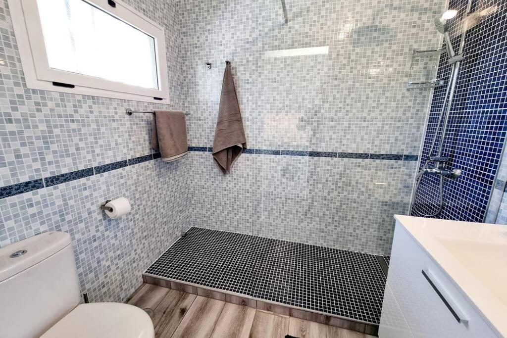 Apartamento Lina 25 Playa Roca กอสตา เตกีสเซ ภายนอก รูปภาพ