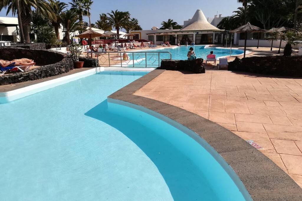 Apartamento Lina 25 Playa Roca กอสตา เตกีสเซ ภายนอก รูปภาพ