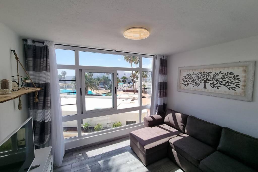 Apartamento Lina 25 Playa Roca กอสตา เตกีสเซ ภายนอก รูปภาพ
