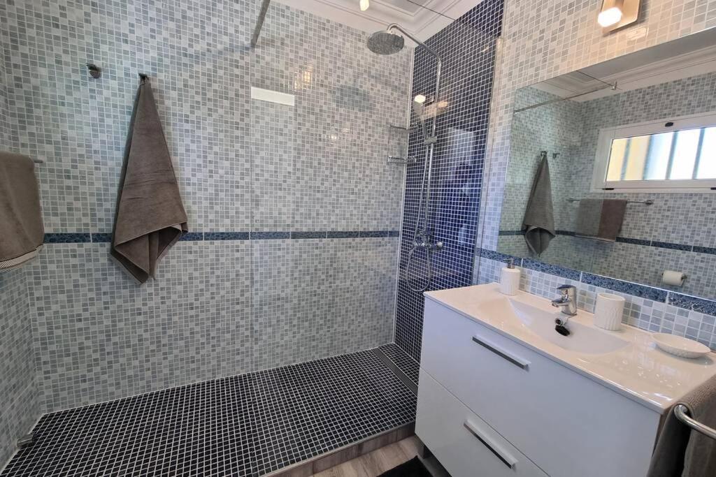 Apartamento Lina 25 Playa Roca กอสตา เตกีสเซ ภายนอก รูปภาพ